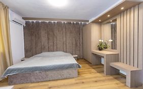 Самостоятелни стаи Амброзия
